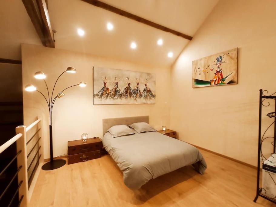 La Grange De Marie A St Angel - Magnifique Grange Renovee En Loft Pour 1 A 6 Pers Villa Saint-Angel  Dış mekan fotoğraf