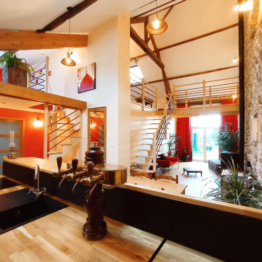 La Grange De Marie A St Angel - Magnifique Grange Renovee En Loft Pour 1 A 6 Pers Villa Saint-Angel  Dış mekan fotoğraf
